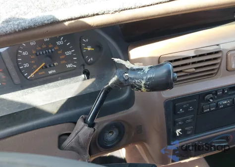 1995 Toyota Avalon Xl из США, поврежденный, VIN 4T1GB10E5SU022156